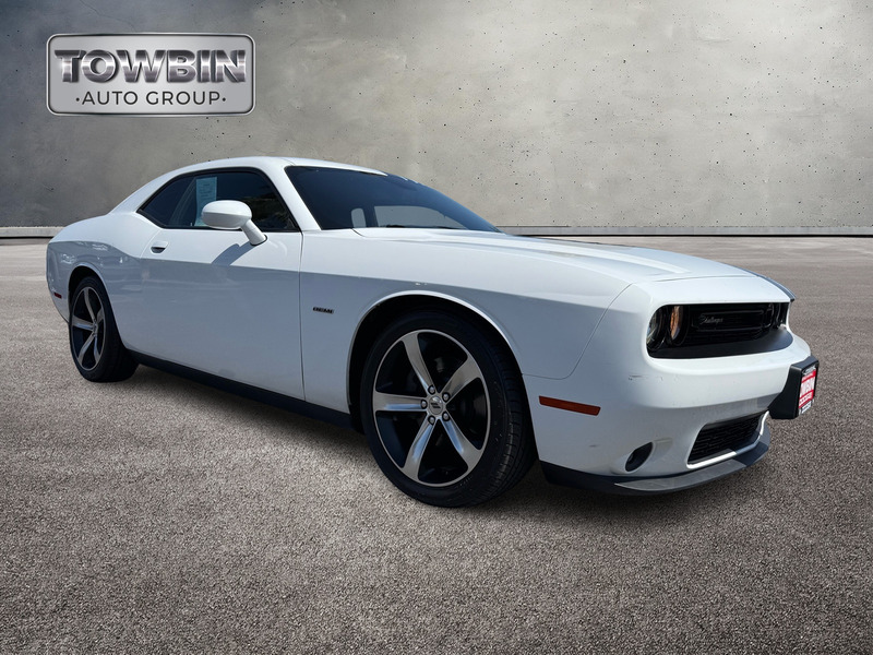 2018 Dodge Challenger R/T photo 2