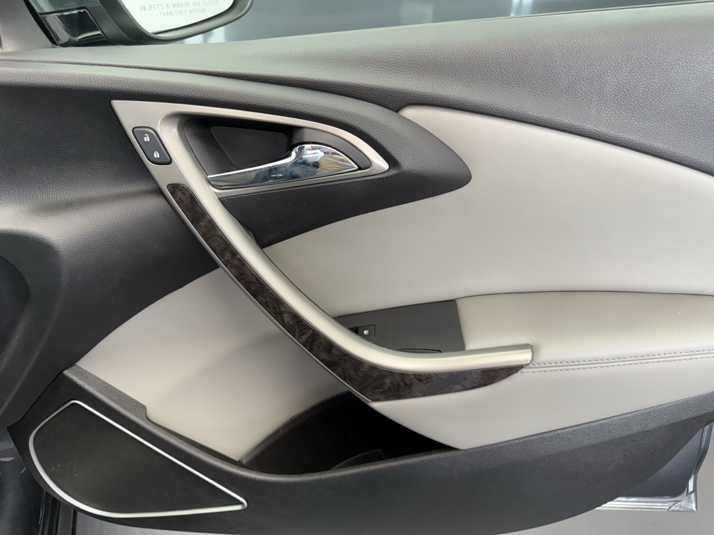 2016 Buick Verano Sport Touring photo 42