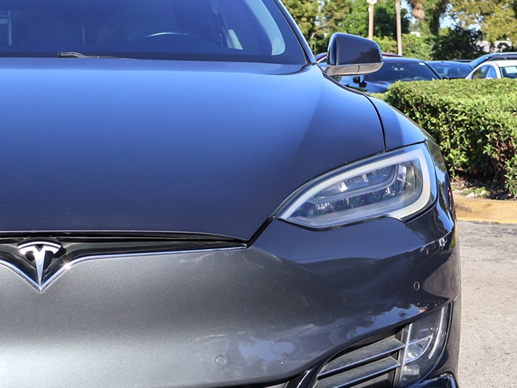 2018 Tesla Model S 75D photo 14