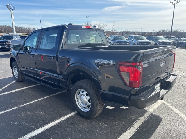 2025 Ford F-150 XL photo 4