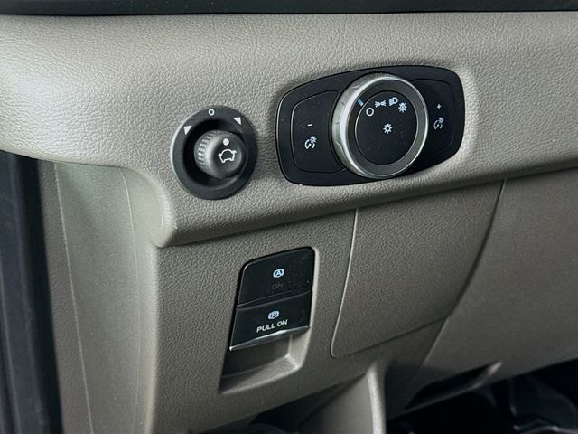2025 Ford Transit photo 9