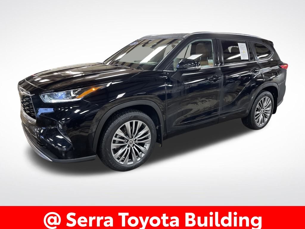 2020 Toyota Highlander Platinum's photo