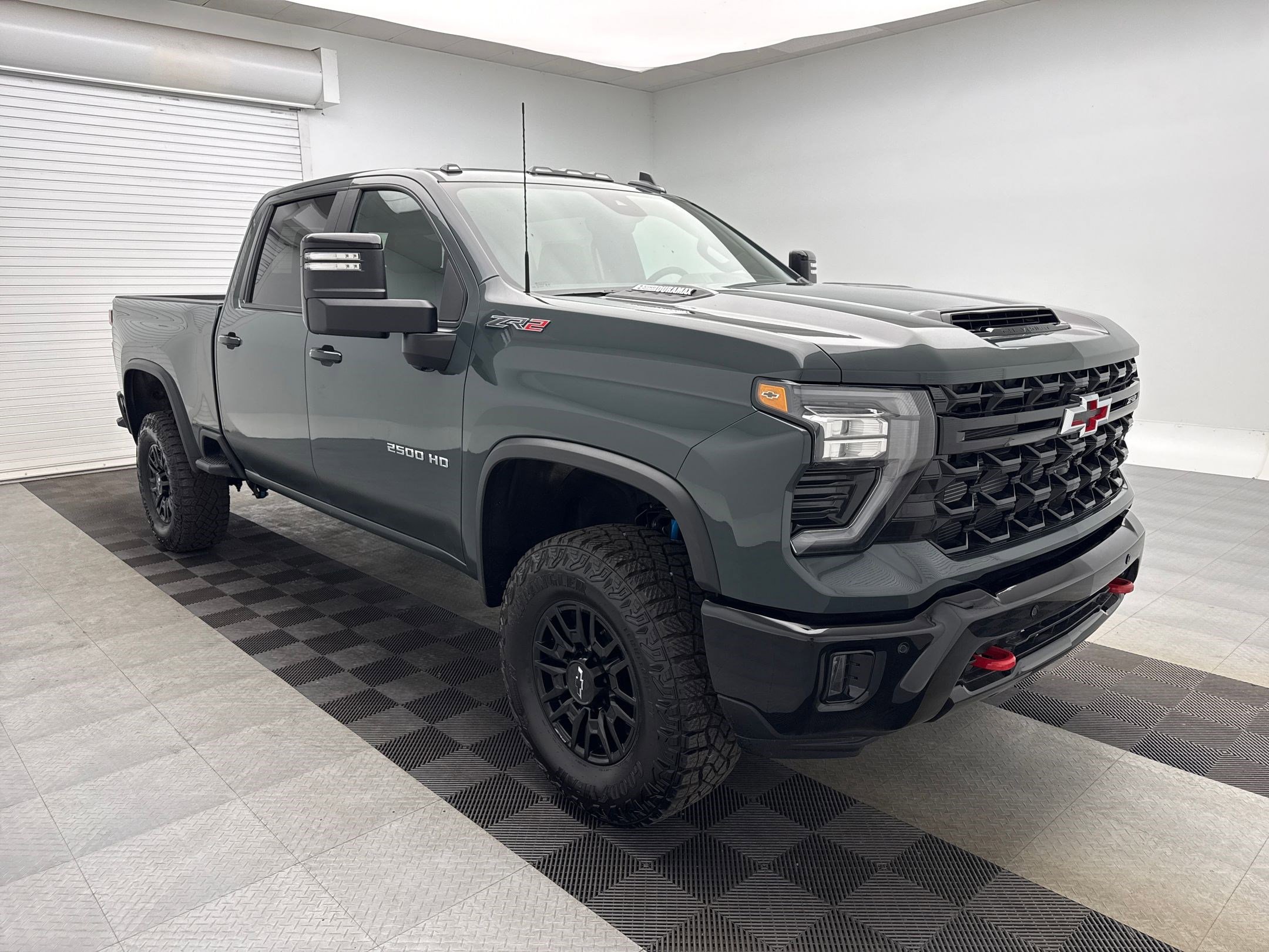 2025 Chevrolet Silverado ZR2 photo 6