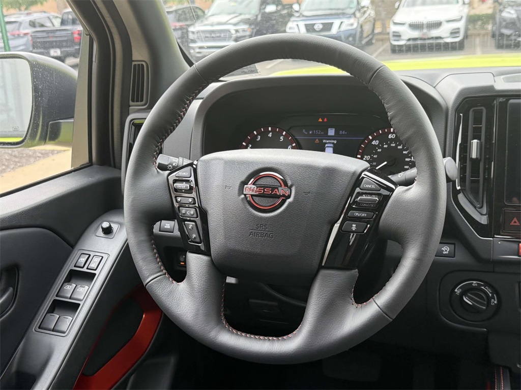 2026 Nissan Frontier Crew Cab PRO-4X photo 18