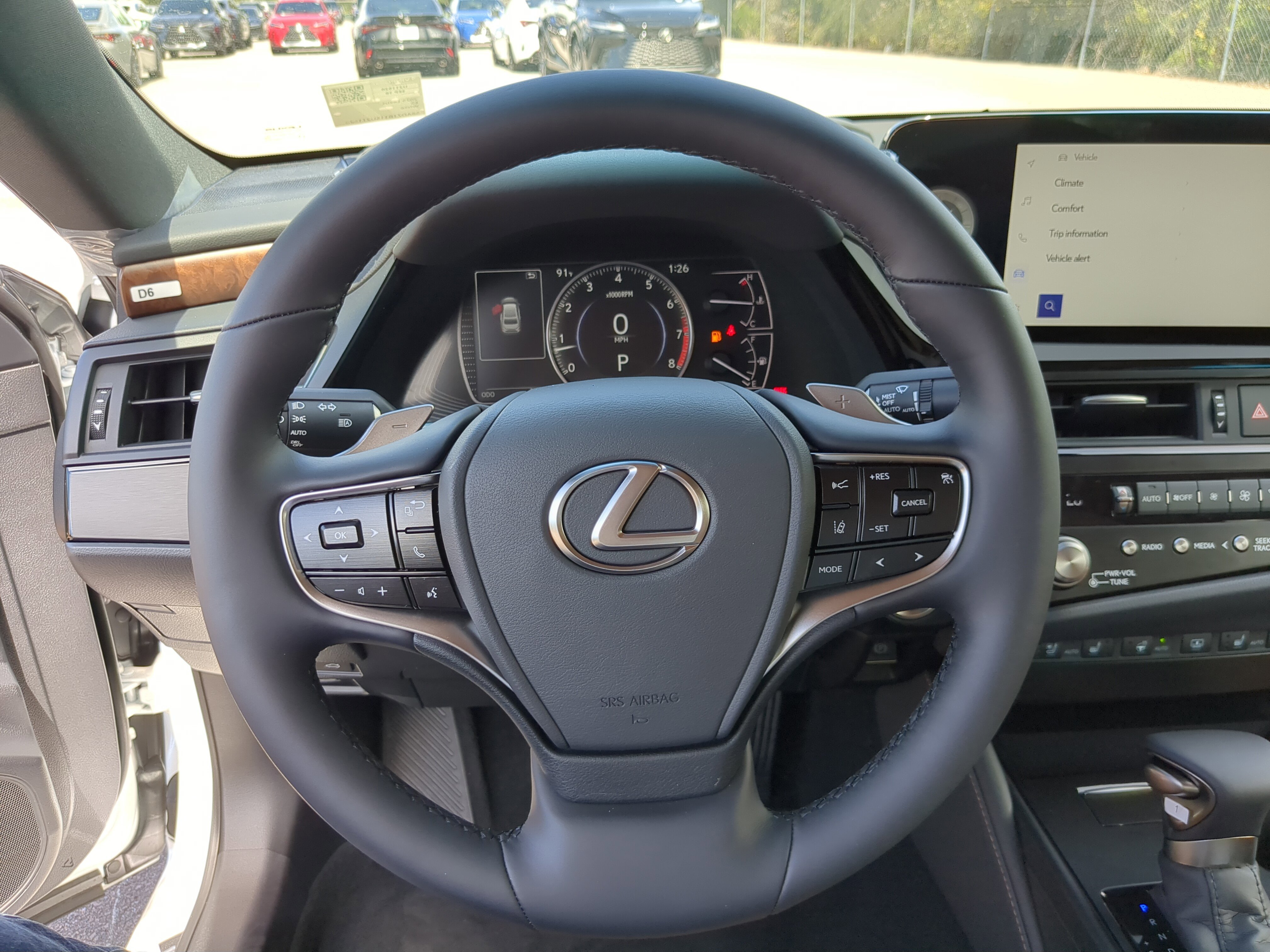 2025 Lexus ES 350 photo 23
