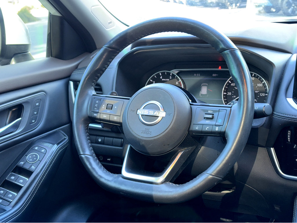 2023 Nissan Rogue SL photo 15