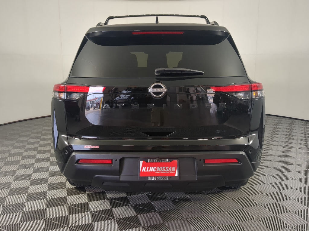 2024 Nissan Pathfinder SV photo 7