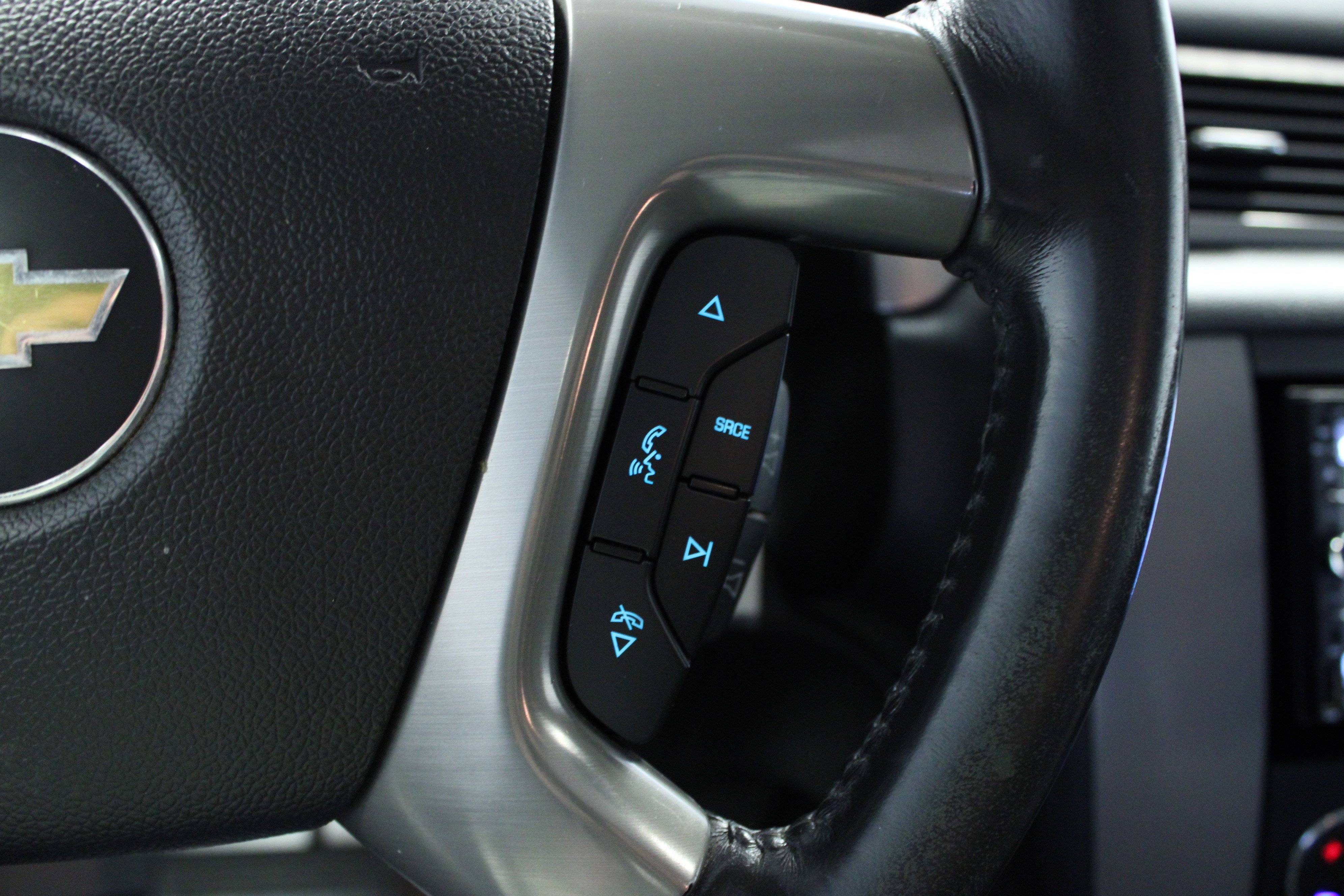 2014 Chevrolet Tahoe LT photo 16