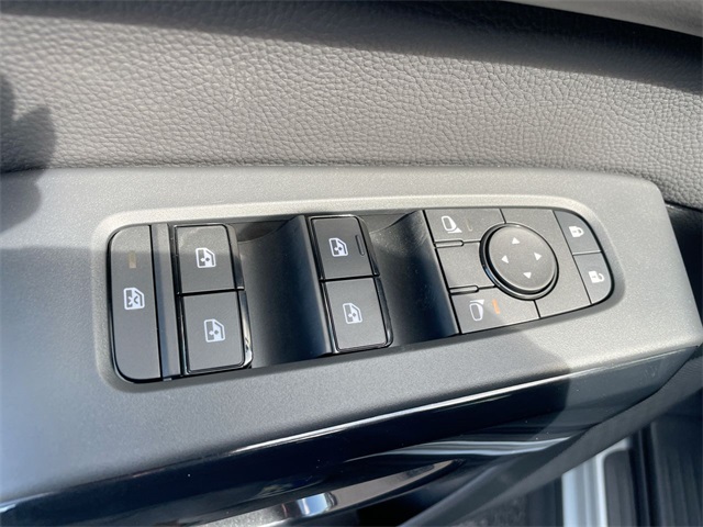2025 Nissan Pathfinder SV photo 20
