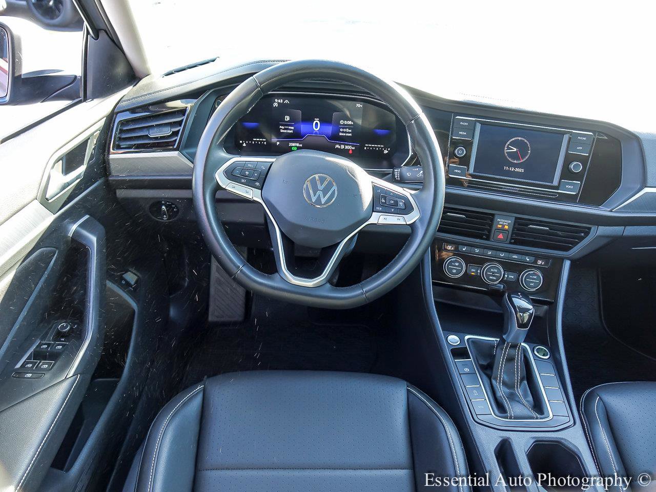 2024 VOLKSWAGEN JETTA - Image 11