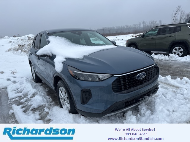2023 Ford Escape Active's photo