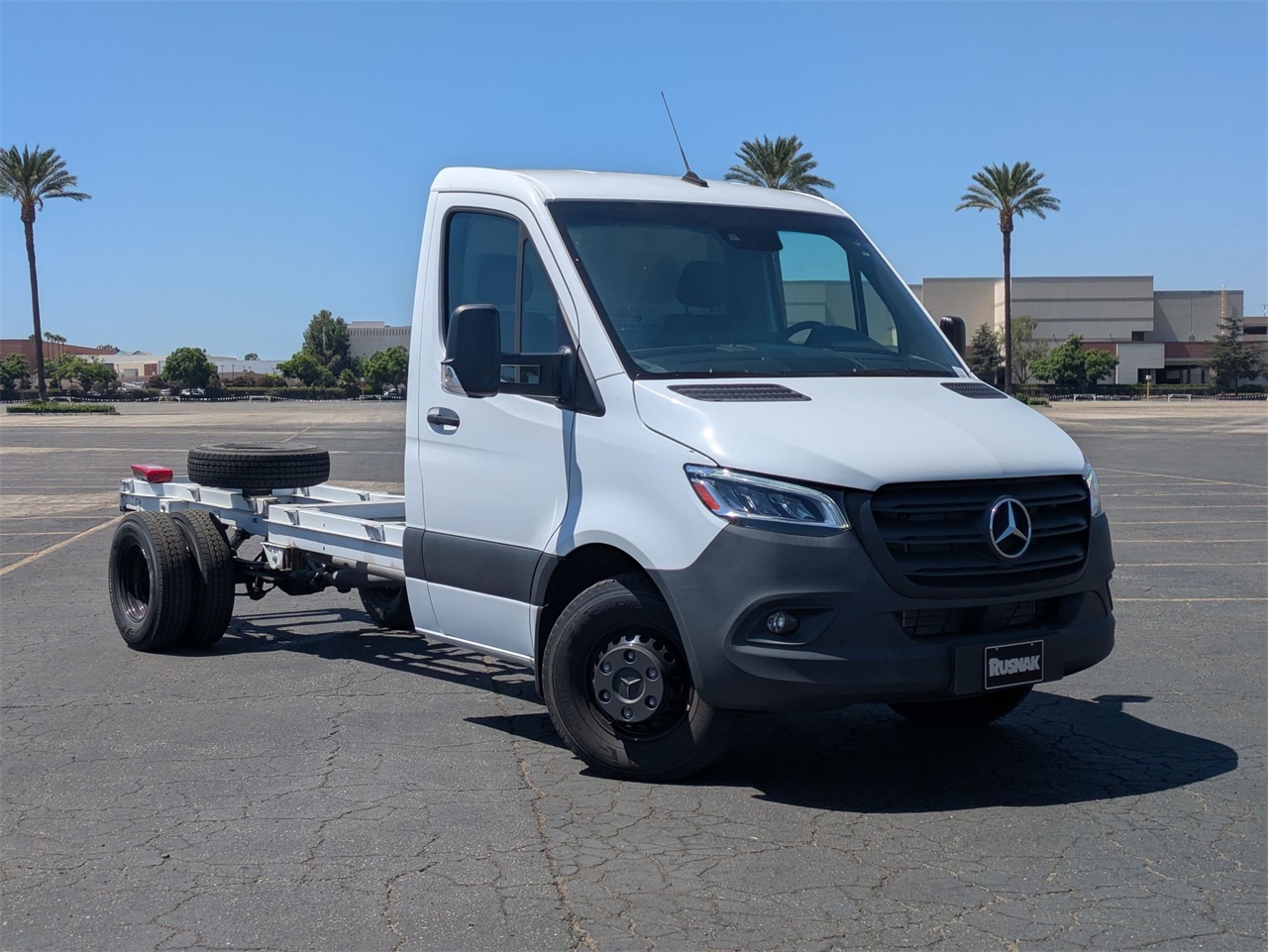 2023 Mercedes-Benz Sprinter Cab Chassis Base's photo
