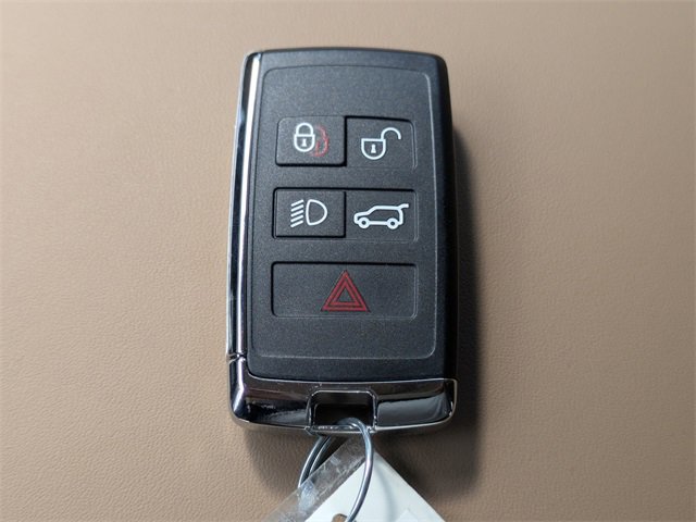 2025 Land Rover Range Rover SE photo 31