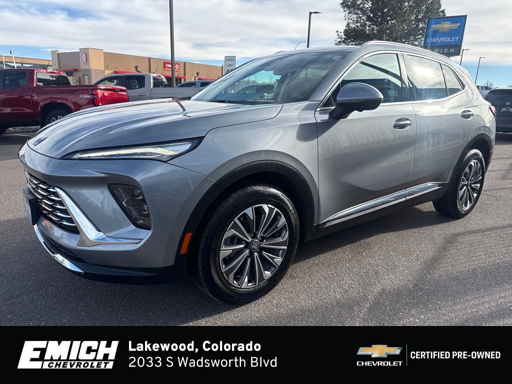 2025 Buick Envision Preferred's photo