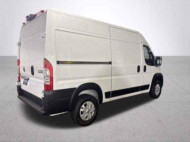 2026 Ram ProMaster 2500 Cargo Van photo 4
