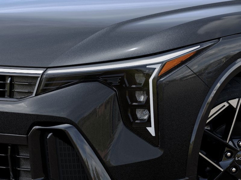 2025 Kia K4 GT-Line photo 4