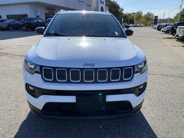 2022 Jeep Compass Latitude photo 9