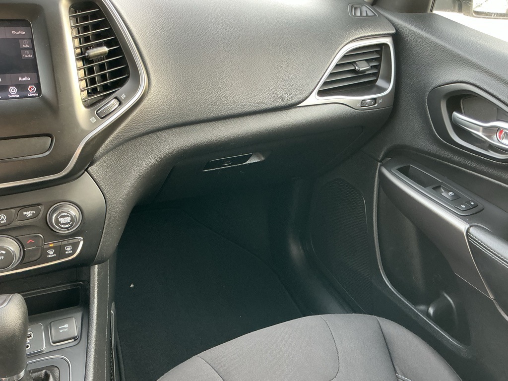 2019 Jeep Cherokee Latitude photo 43