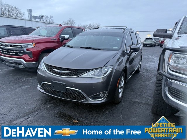 2019 Chrysler Pacifica Touring L Plus's photo