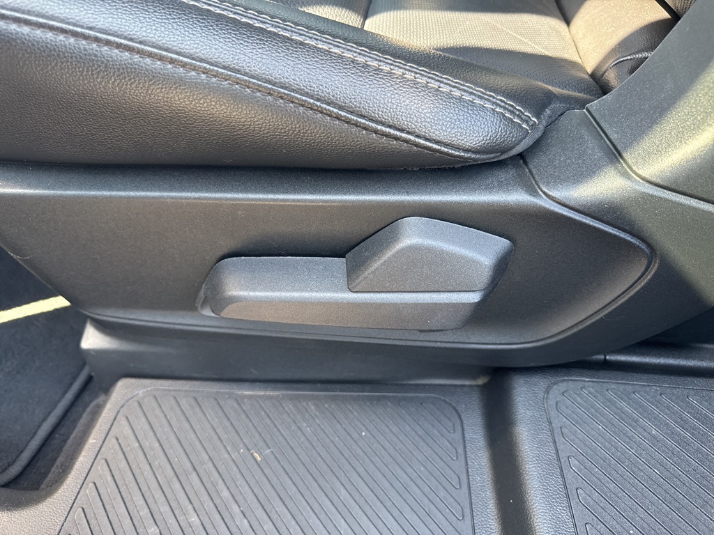 2022 Ford Explorer Limited photo 43