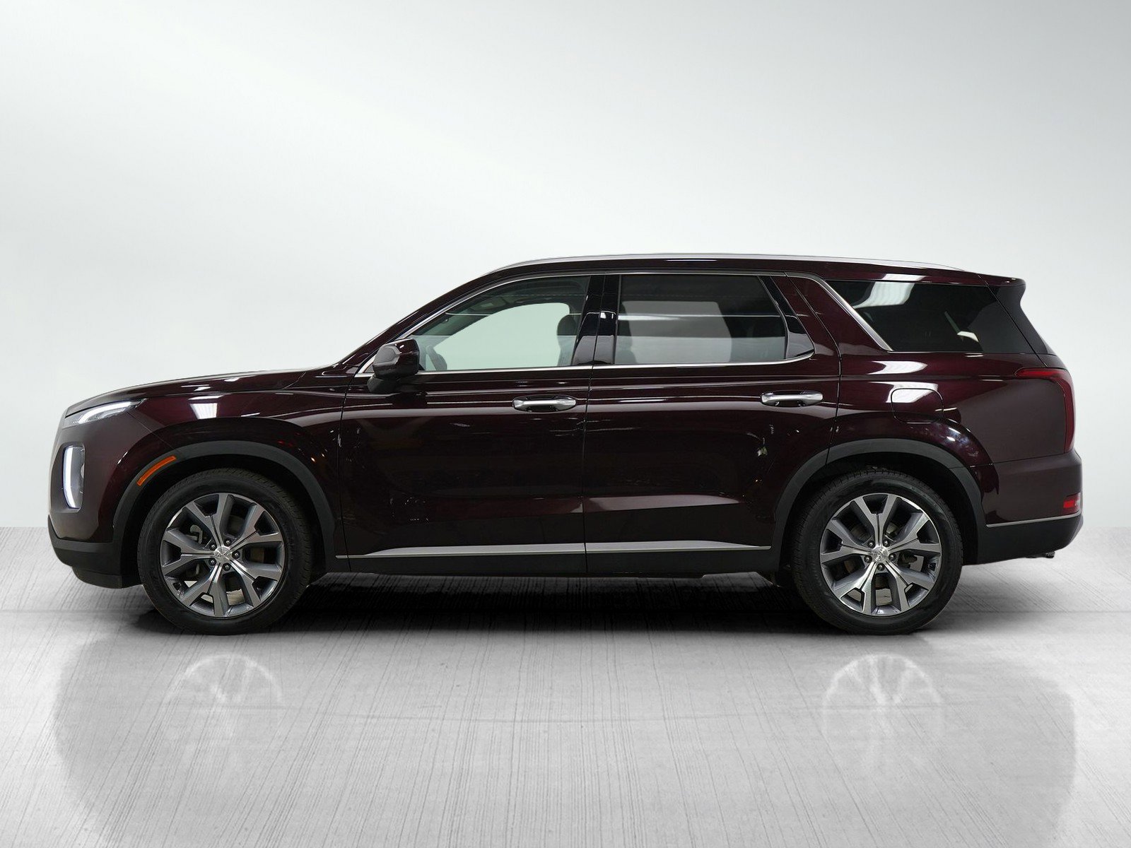 Used 2021 Hyundai Palisade SEL with VIN KM8R4DHE1MU256337 for sale in Minneapolis, Minnesota