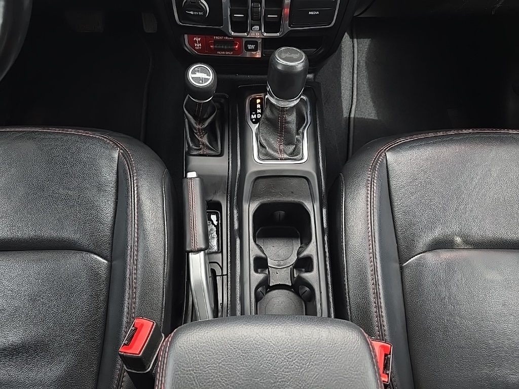 2020 Jeep Wrangler Unlimited Rubicon photo 18