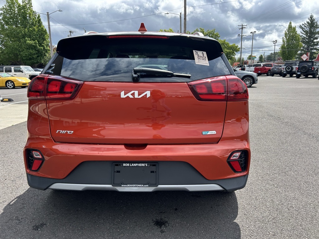 2022 Kia Niro LXS photo 7
