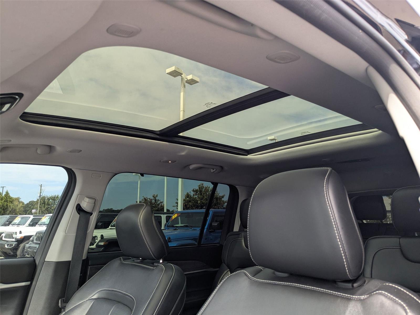 2021 Jeep Grand Cherokee Limited photo 13