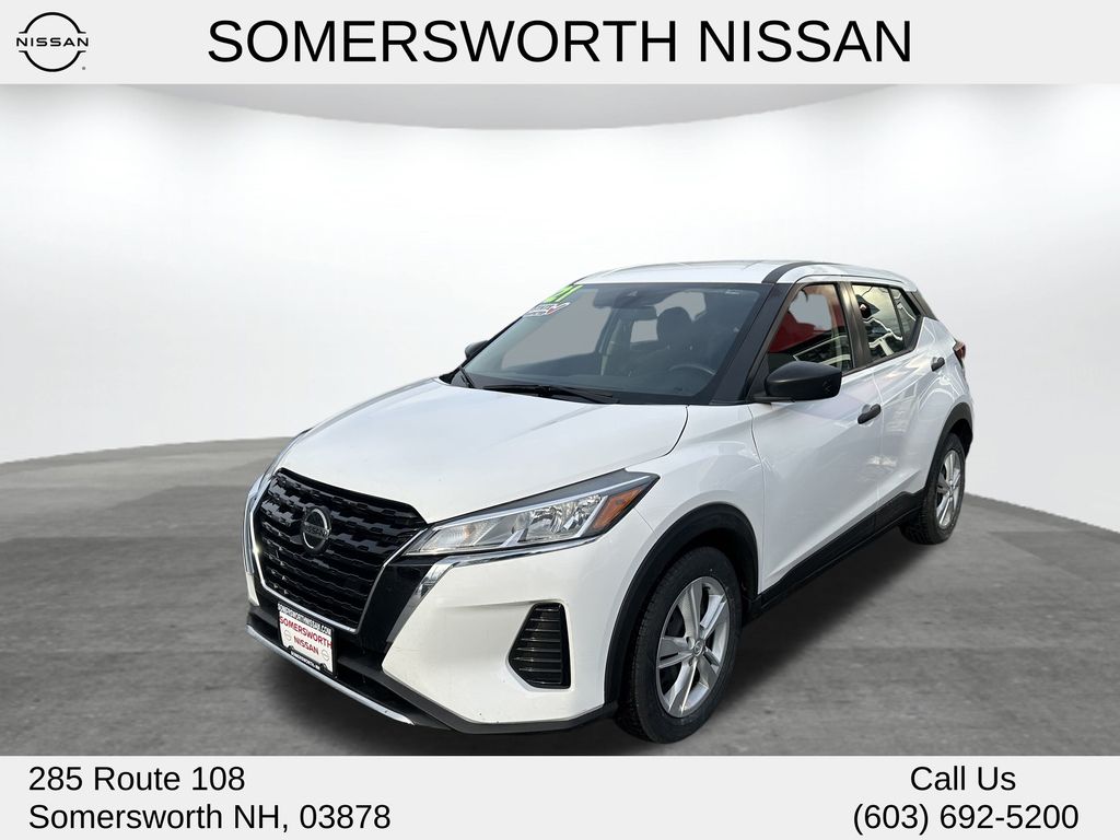 2021 Nissan Kicks S's photo