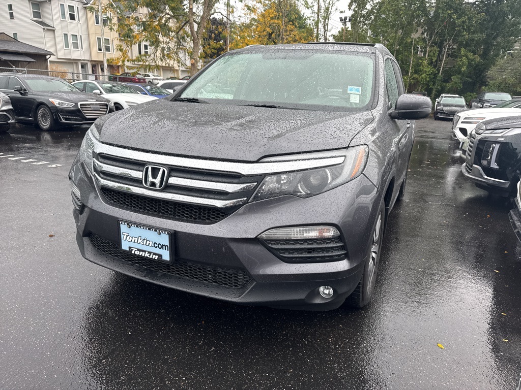 2017 Honda Pilot EX-L photo 2