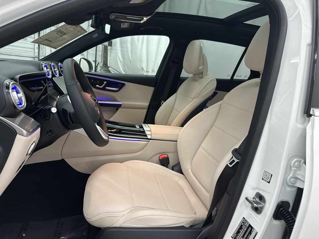 2026 Mercedes Benz GLC 300 4MATIC photo 17