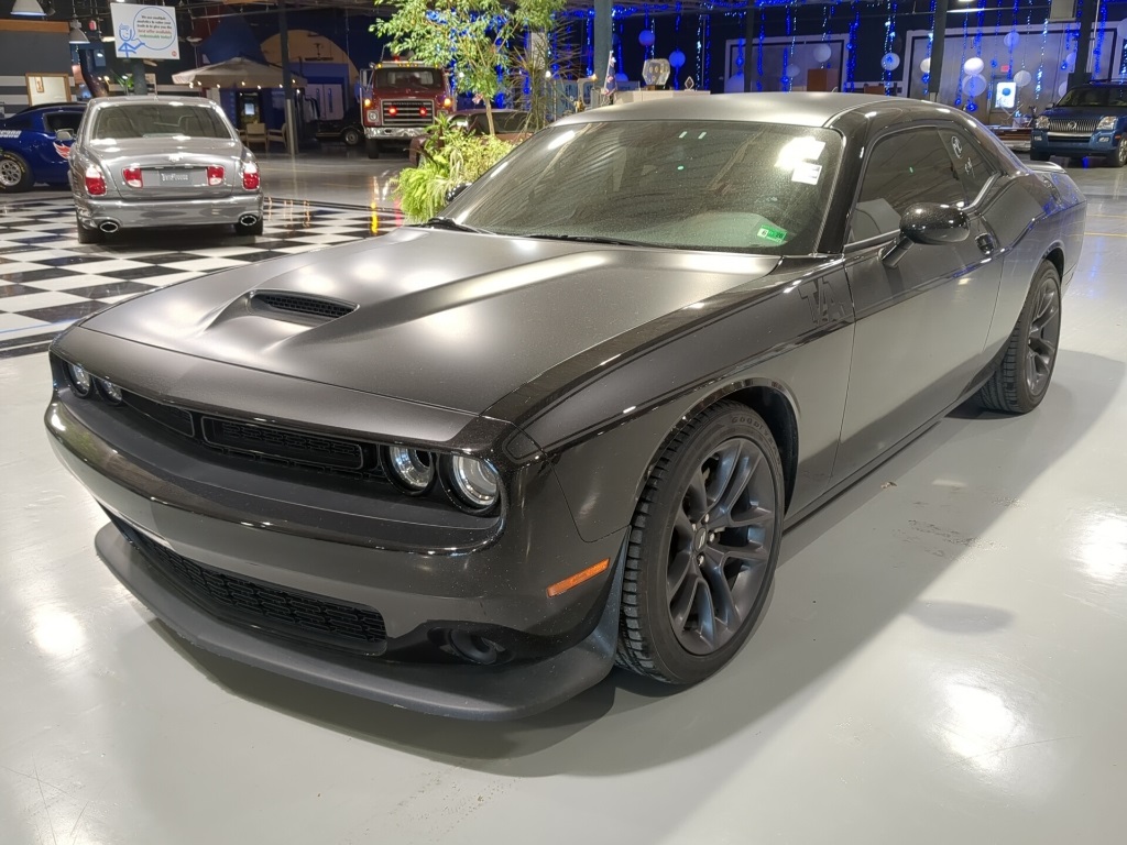 2023 Dodge Challenger R/T's photo