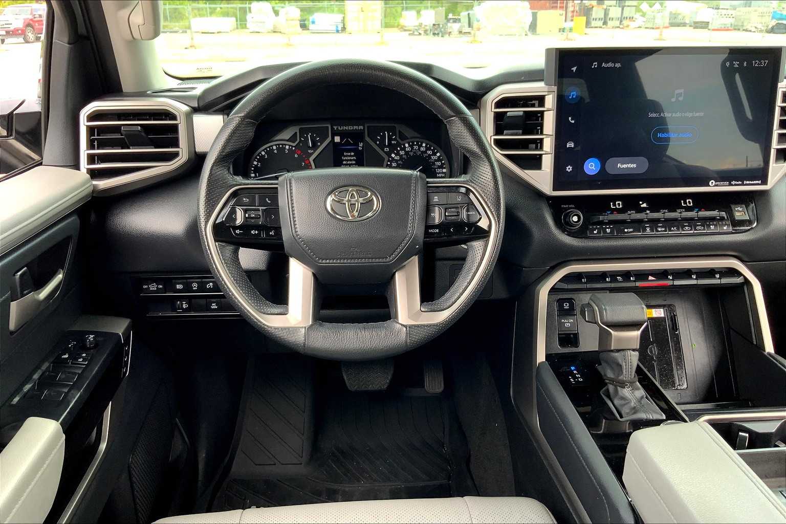 2022 Toyota Tundra Limited photo 5
