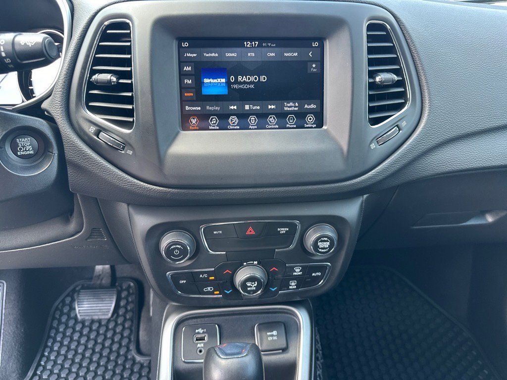 2021 Jeep Compass Latitude photo 23