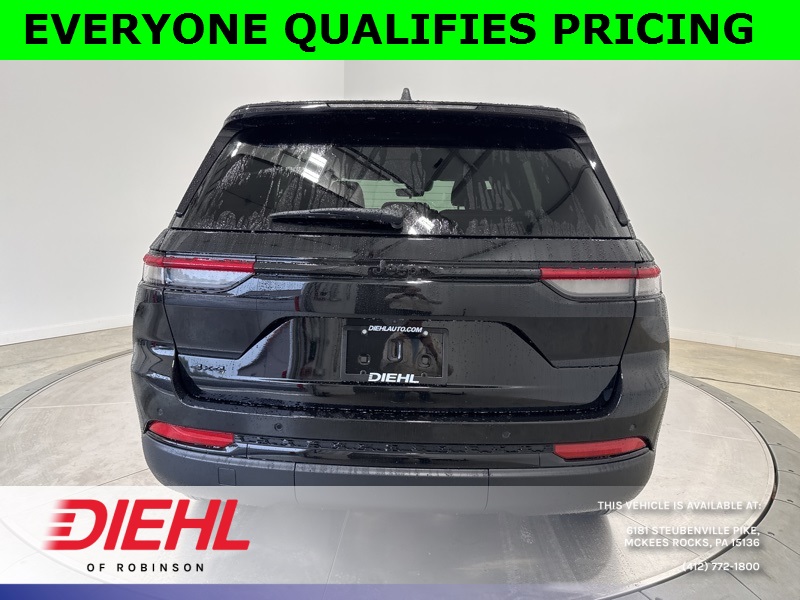 2025 Jeep Grand Cherokee Altitude photo 4