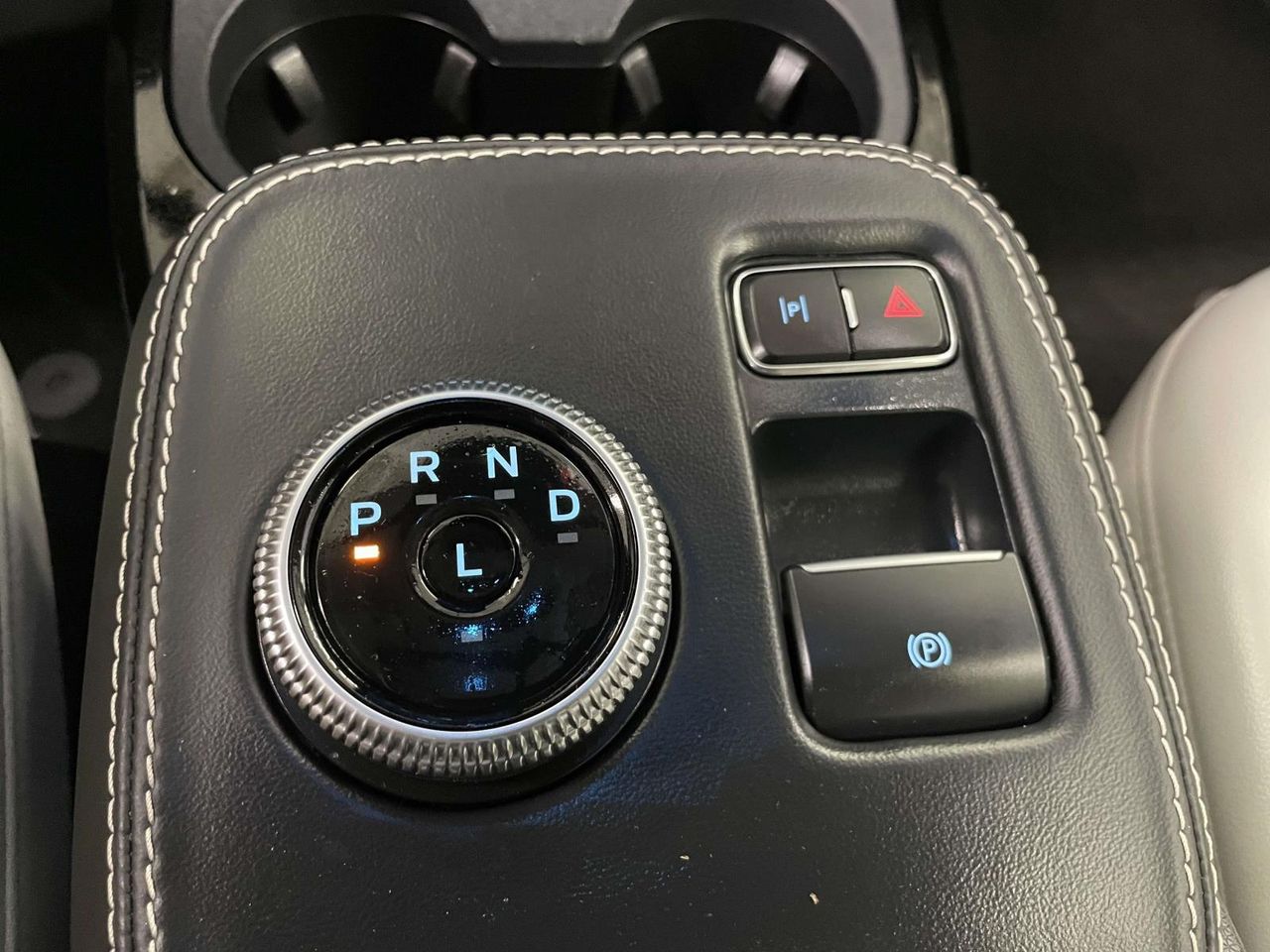 2021 Ford Mustang Mach-E Premium photo 26