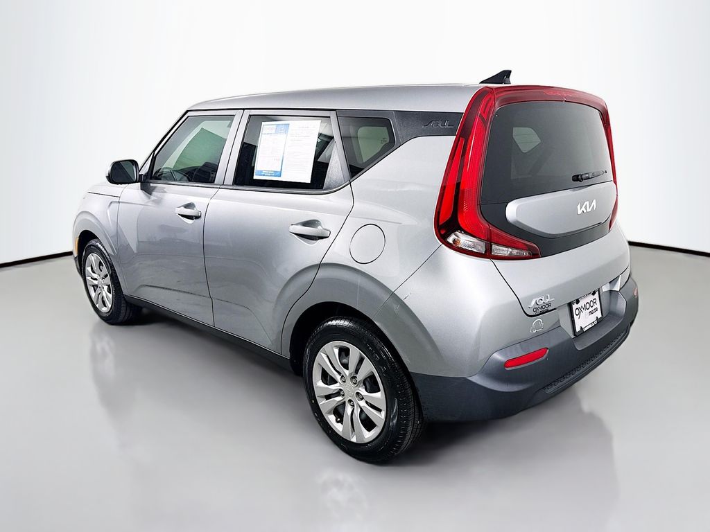 2022 Kia Soul LX photo 5