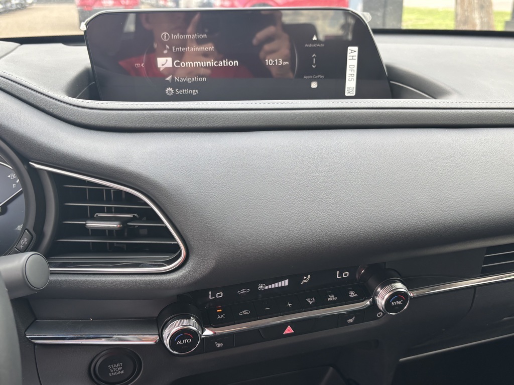 2025 Mazda CX-30 2.5 S Preferred photo 8
