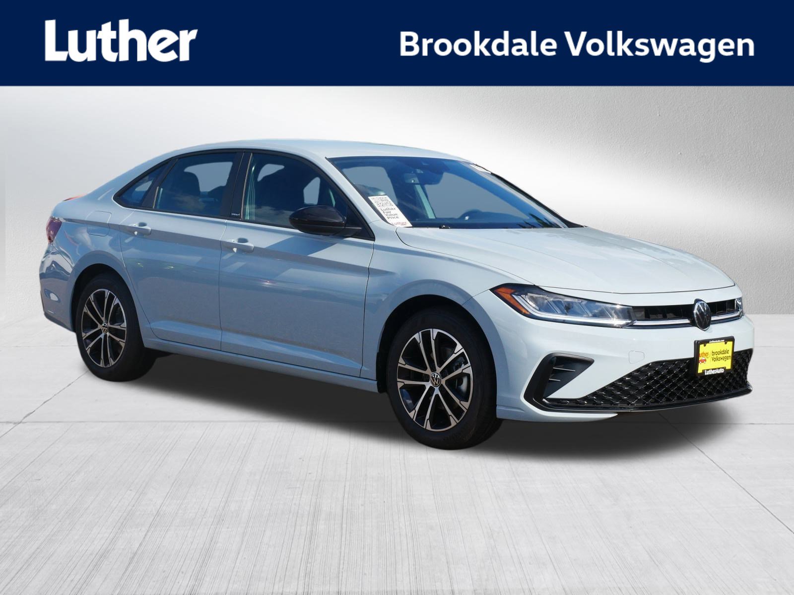 2025 Volkswagen Jetta Sport's photo