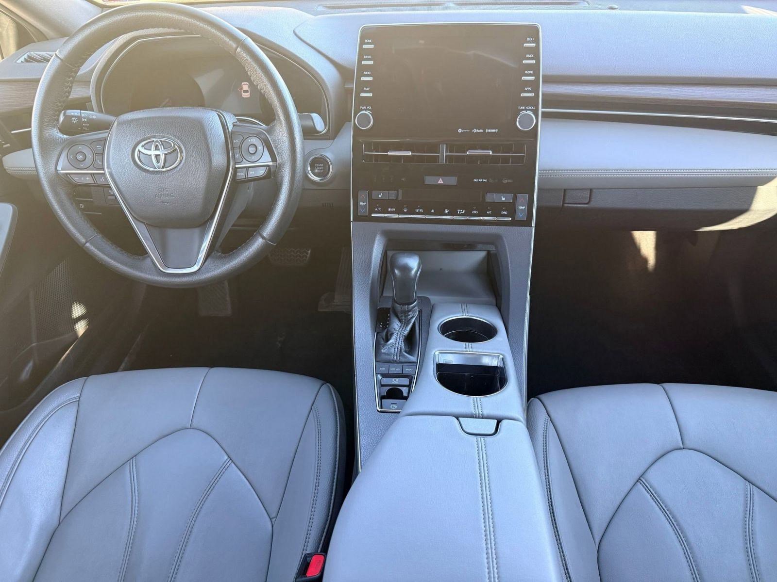 2021 Toyota Avalon XLE photo 4