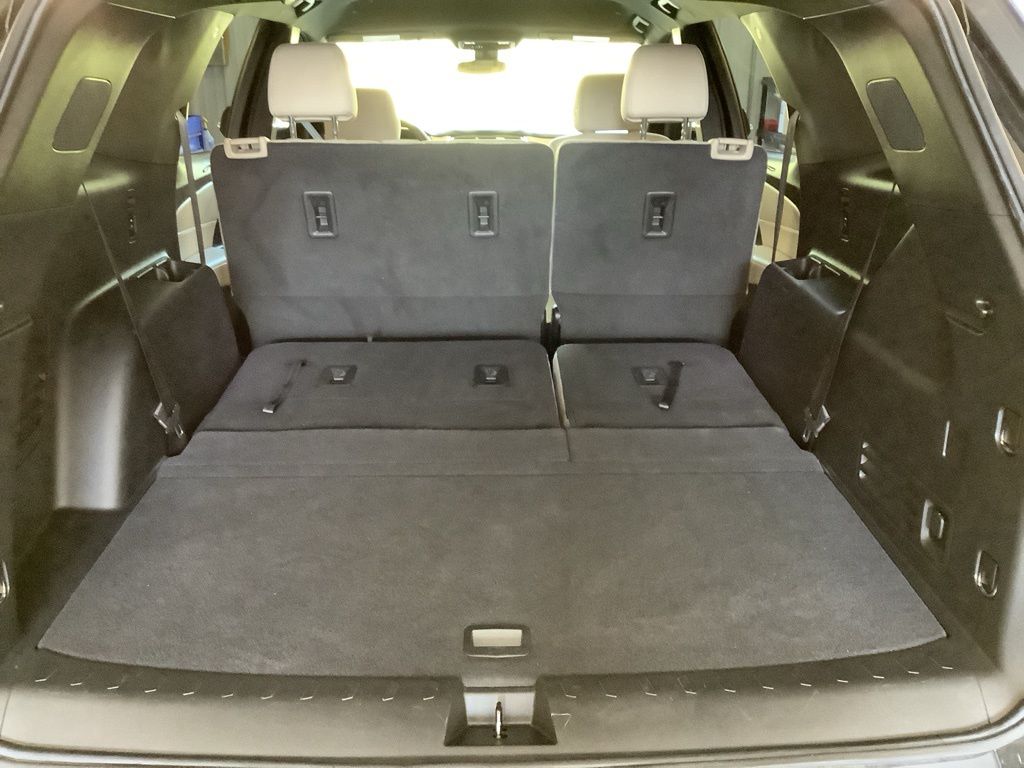 2023 Chevrolet Traverse LS photo 26