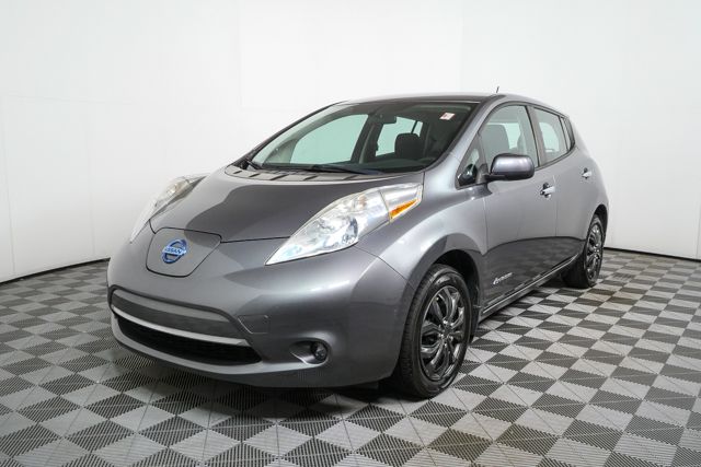 Used 2015 Nissan LEAF S with VIN 1N4AZ0CP8FC333921 for sale in Chamblee, GA