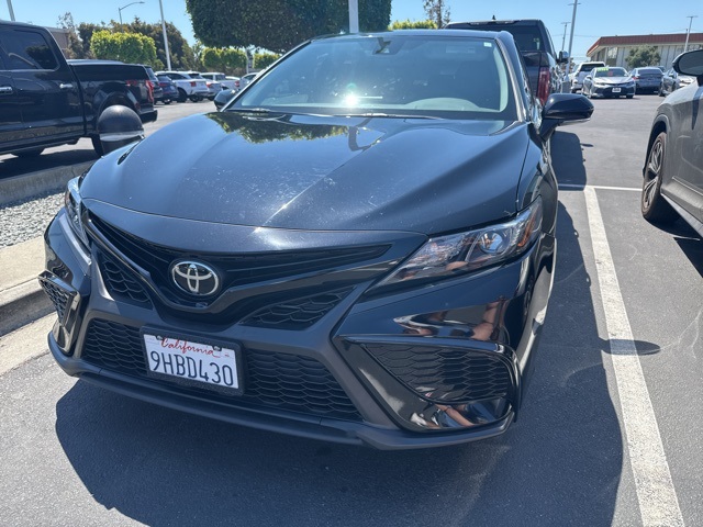 2023 Toyota Camry SE photo 2