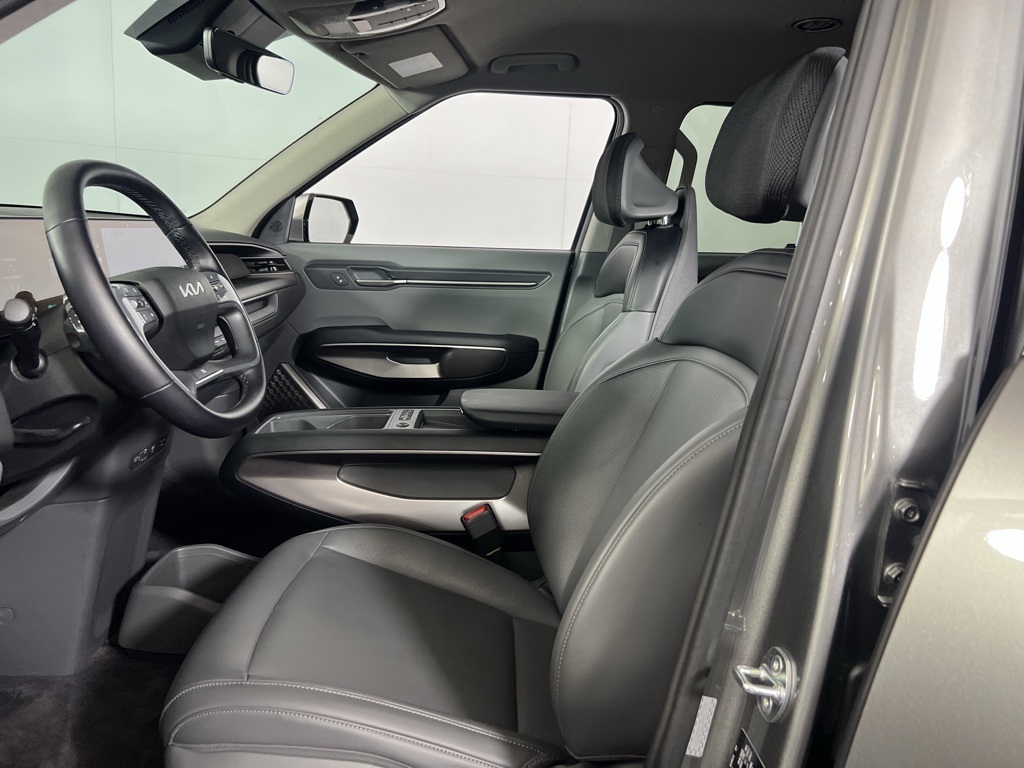 2024 Kia EV9 Light Long Range photo 16