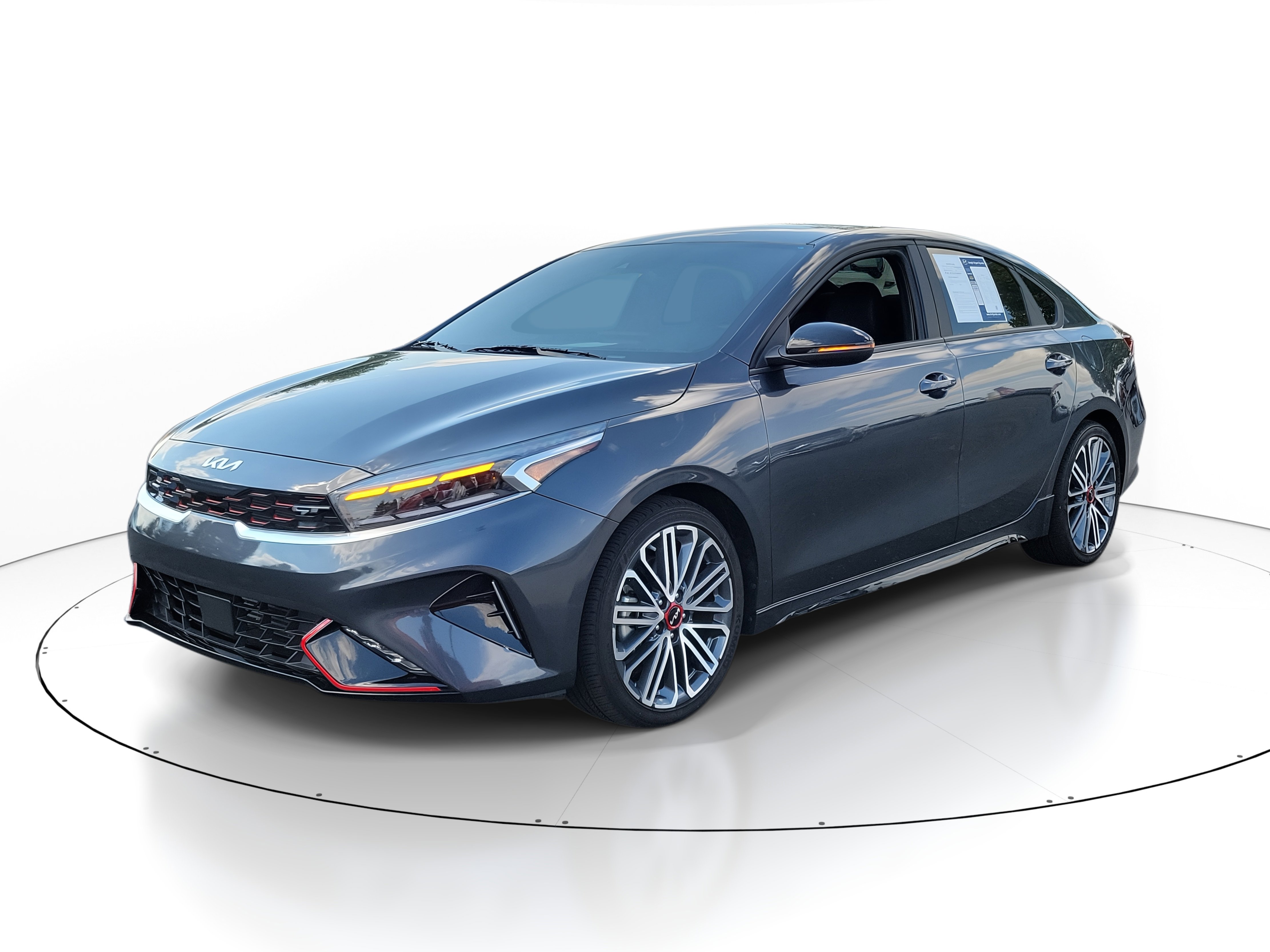 2023 Kia Forte GT photo 2