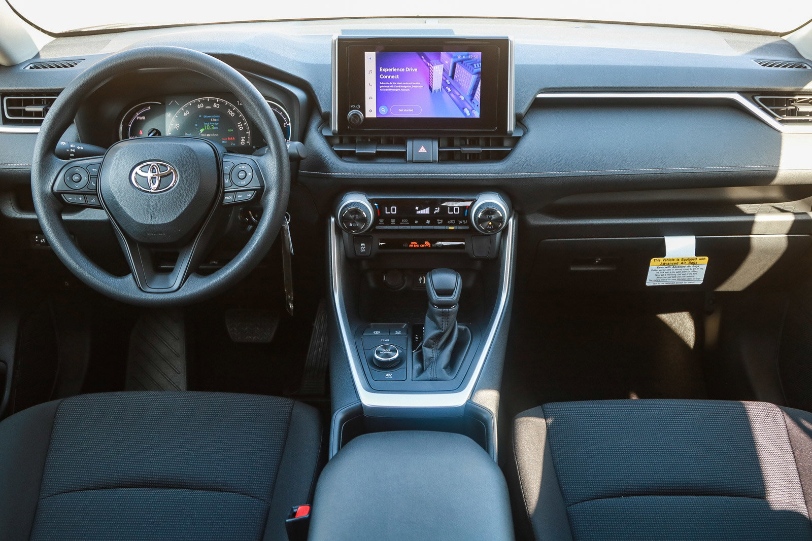 2025 Toyota RAV4 Hybrid LE photo 12
