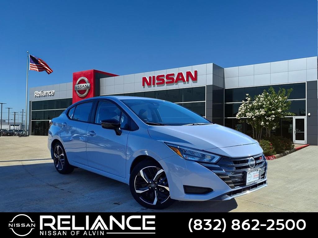 2023 Nissan Versa Sedan SR