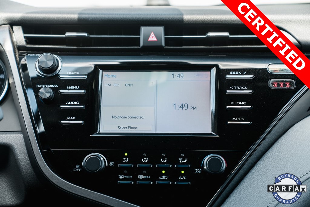 2019 Toyota Camry SE XLE photo 15