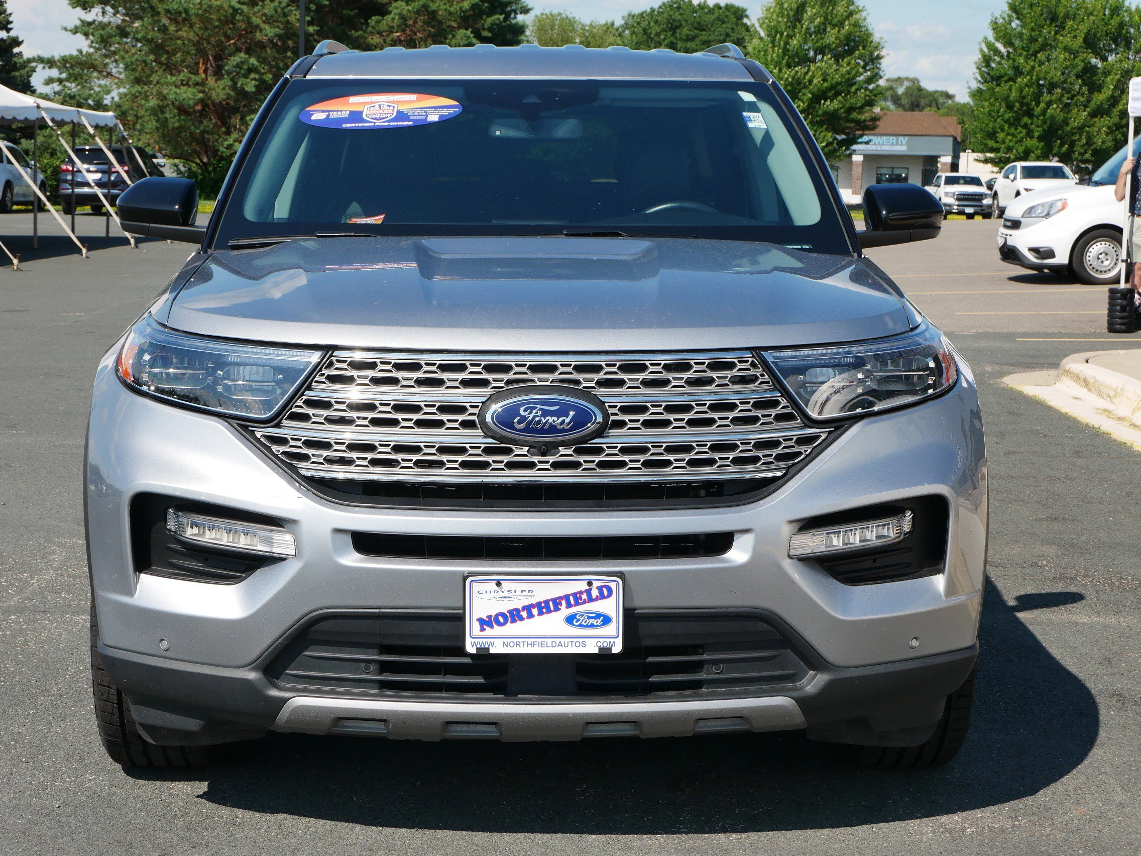 2023 Ford Explorer Limited photo 3