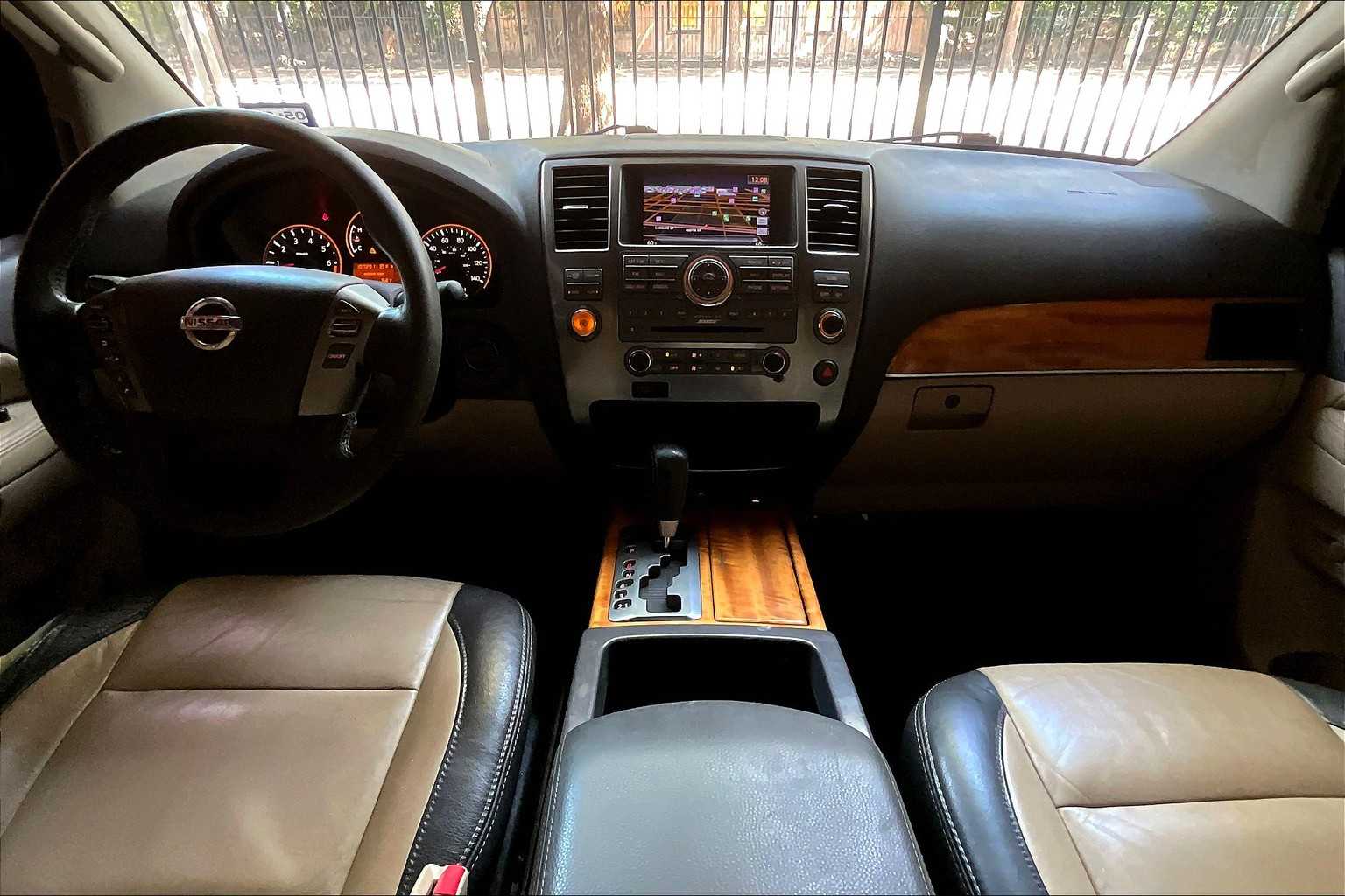 2014 Nissan Armada Platinum photo 14